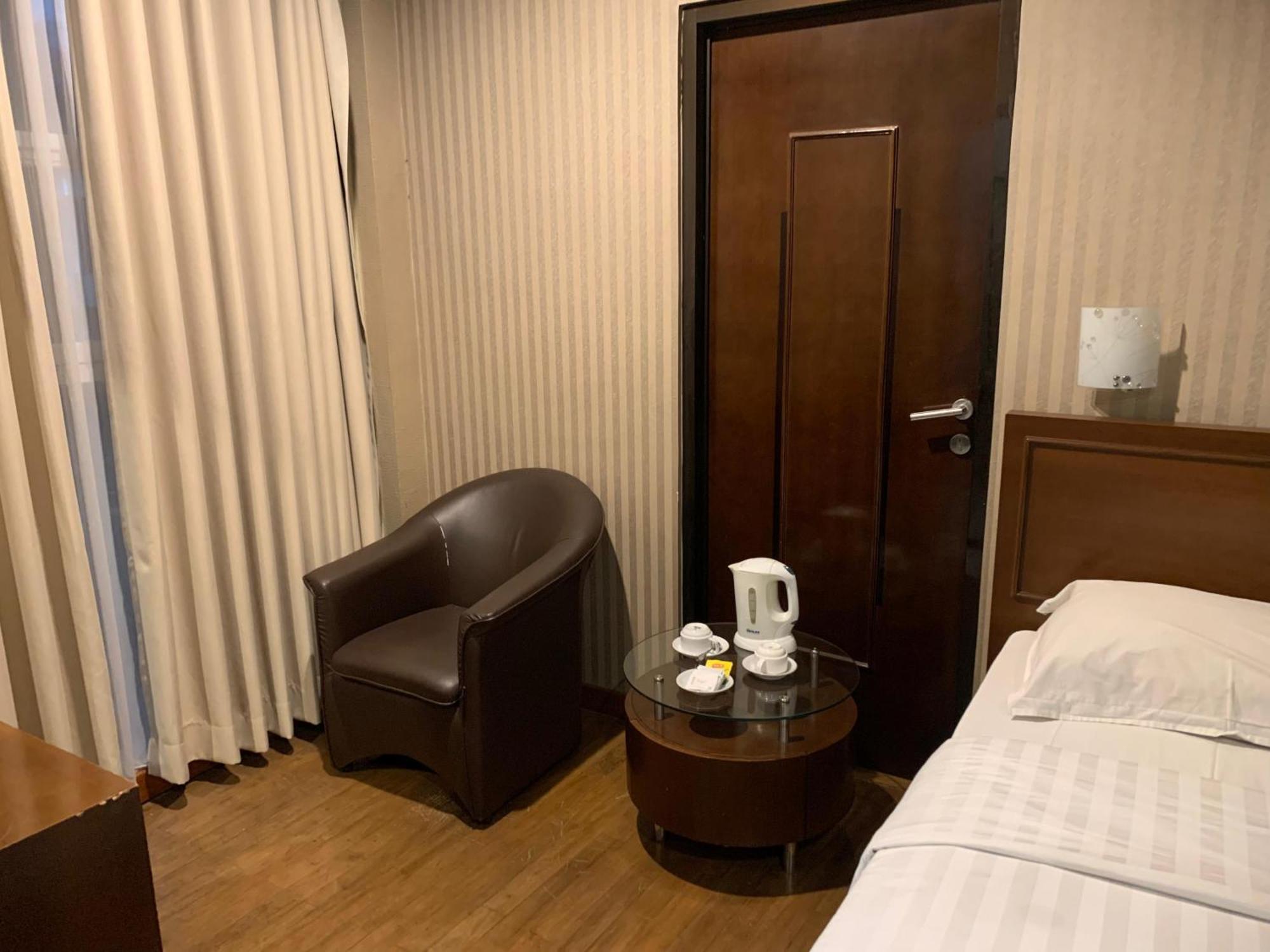 Enhaii Hotel 万隆 外观 照片